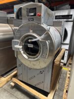 2025 Unimac 65lb OPL Washer Touch Controls NEW OLD STOCK NEVER USED! Ships ASAP - Image 4
